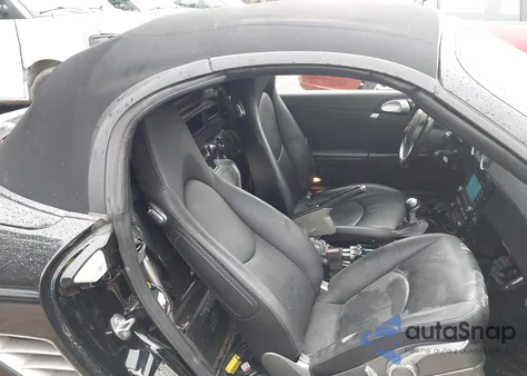 2010 Porsche Boxster z USA, uszkodzony, nr VIN WP0CA2A84AS710258